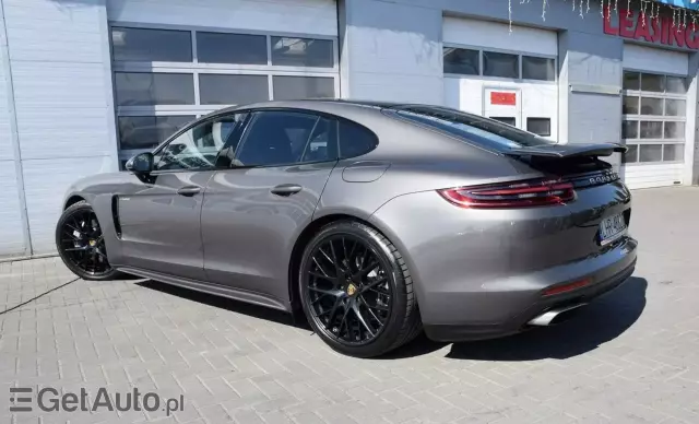 PORSCHE Panamera  4 E-Hybrid