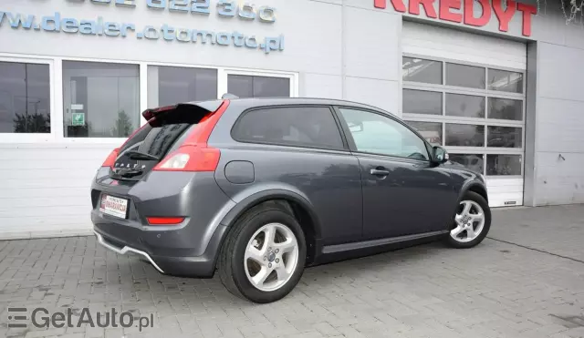 VOLVO C30 