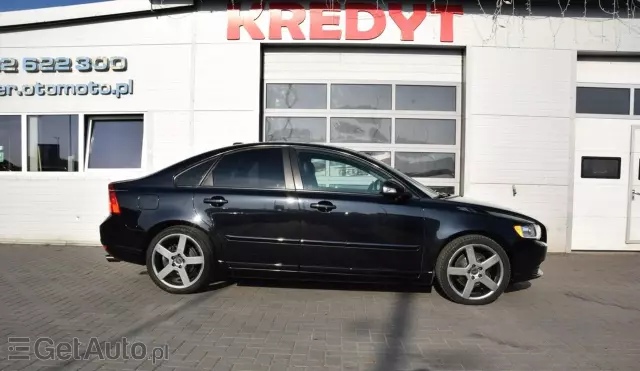 VOLVO S40 