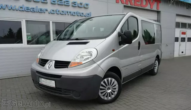 RENAULT Trafic 