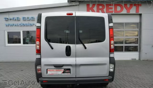 RENAULT Trafic 