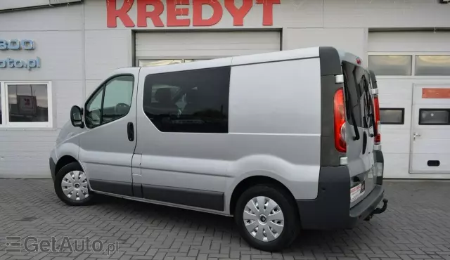 RENAULT Trafic 