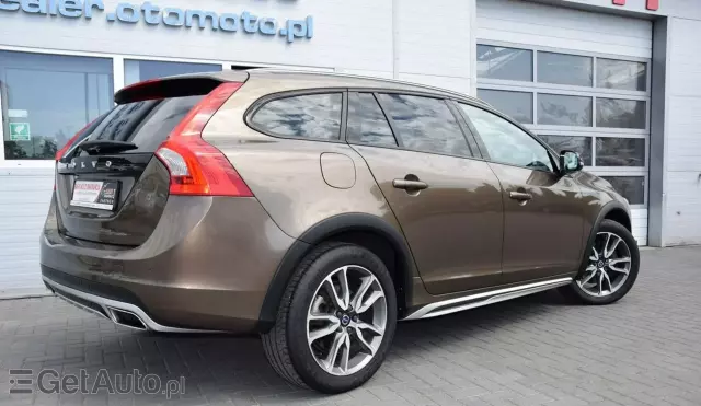 VOLVO V60 Summum