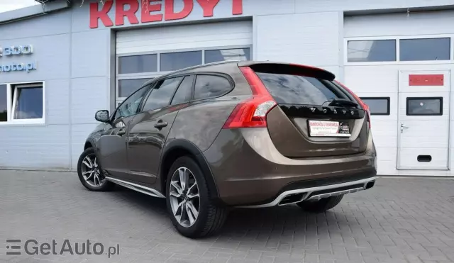 VOLVO V60 Summum