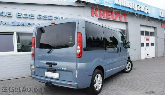 OPEL Vivaro 