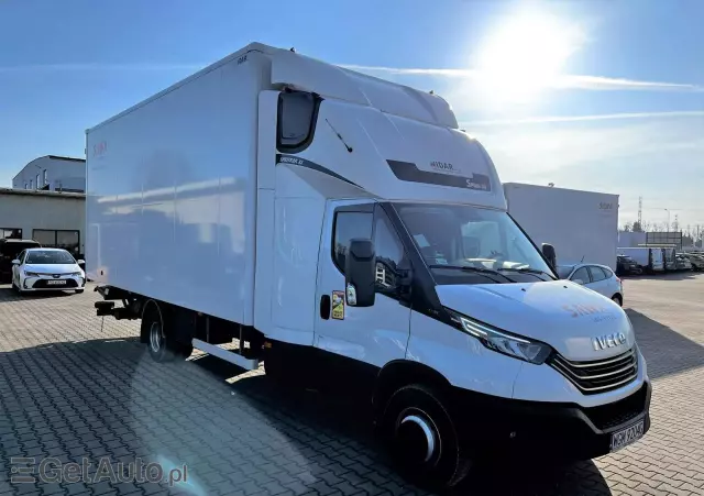 IVECO Daily 70C18H  DMC 7200kg  + kabina sypialna Spojkar XL + zabudowa kontener wym wew. 6100x2450x2550 + winda 