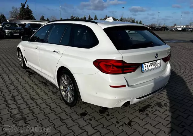 BMW Seria 5  525d Touring Sport Line