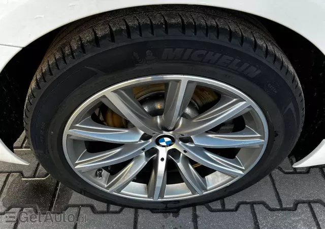 BMW Seria 5  525d Touring Sport Line