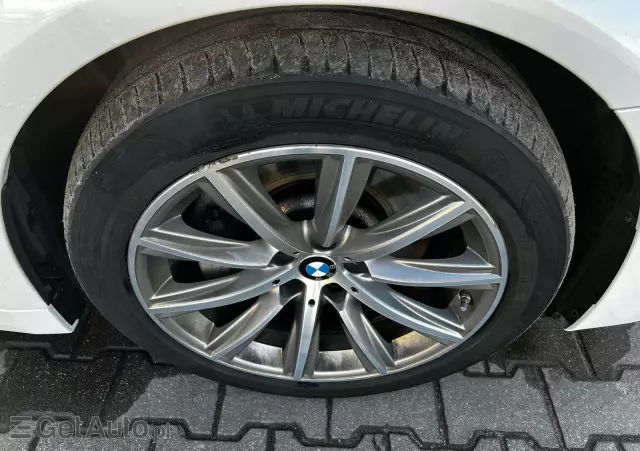 BMW Seria 5  525d Touring Sport Line