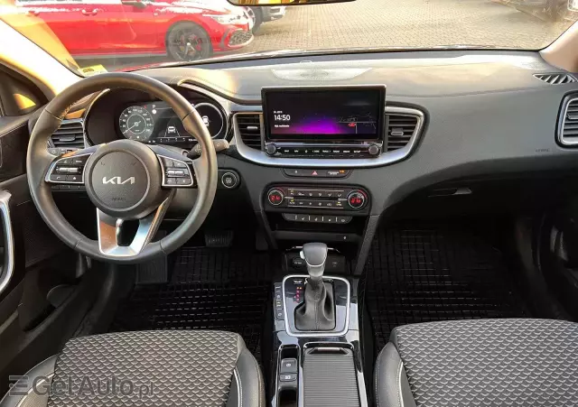 KIA XCeed  1.5 T-GDI Business Line DCT