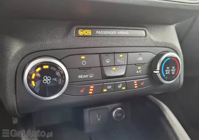 FORD Focus  1.5 TDCi Trend ASS PowerShift