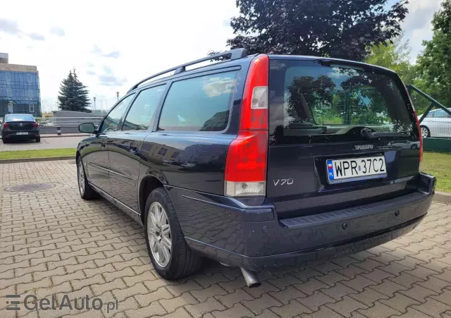 VOLVO V70 