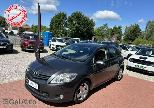 TOYOTA Auris  1.33 VVT-i Terra