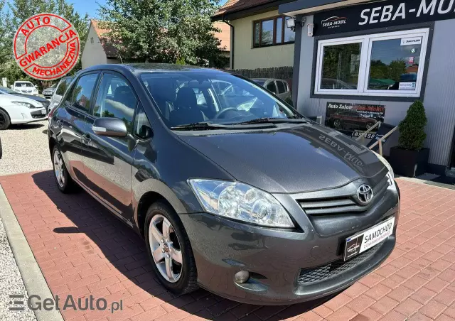 TOYOTA Auris  1.33 VVT-i Terra