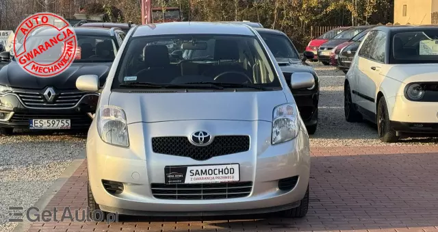 TOYOTA Yaris 