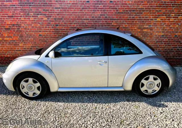 VOLKSWAGEN New Beetle 