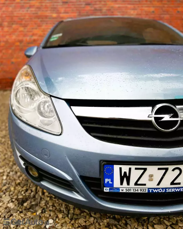 OPEL Corsa 