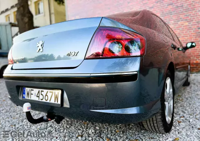 PEUGEOT 407 