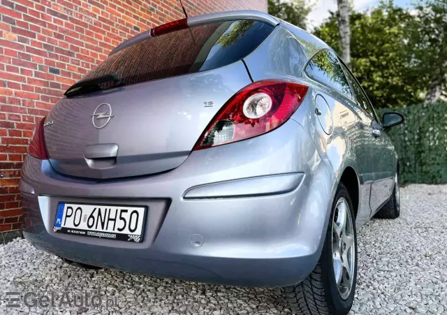 OPEL Corsa 