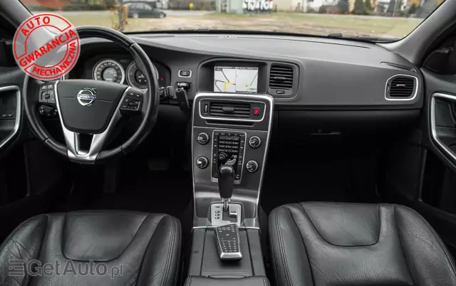 VOLVO S60  D5 AWD Geartronic Momentum