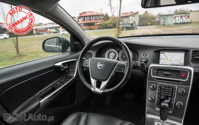 VOLVO S60  D5 AWD Geartronic Momentum