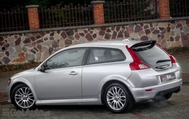 VOLVO C30 