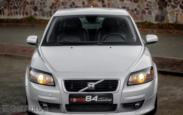 VOLVO C30 