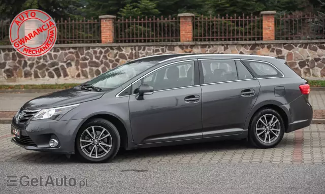 TOYOTA Avensis  2.0 Sol plus NAVI 2.0 Sol plus NAVI