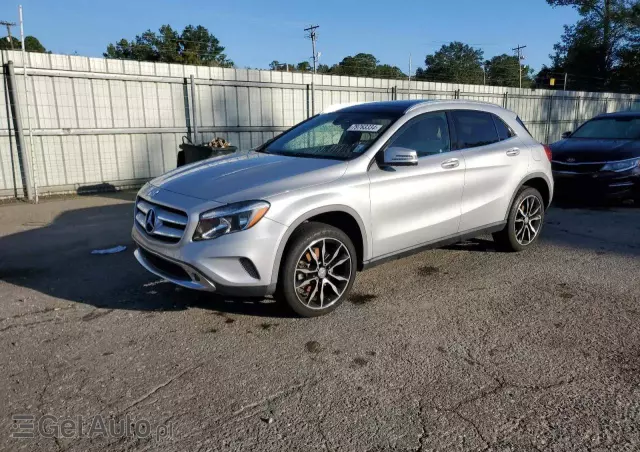 MERCEDES-BENZ GLA  250 4-Matic