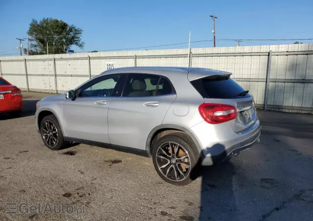 MERCEDES-BENZ GLA  250 4-Matic