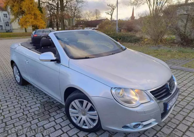 VOLKSWAGEN Eos 