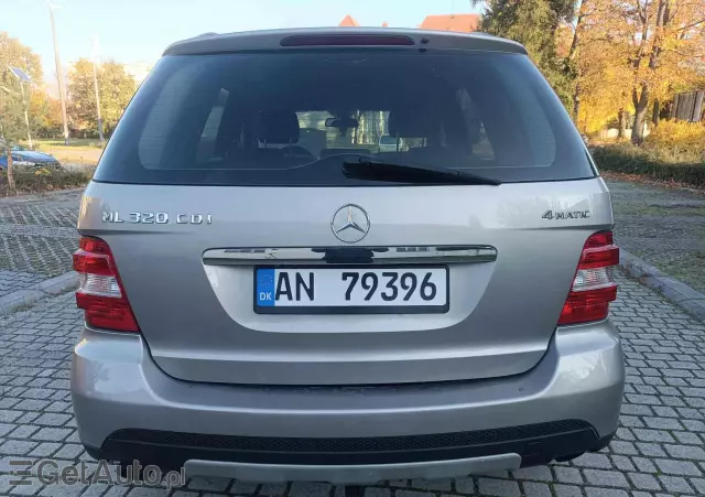 MERCEDES-BENZ ML 