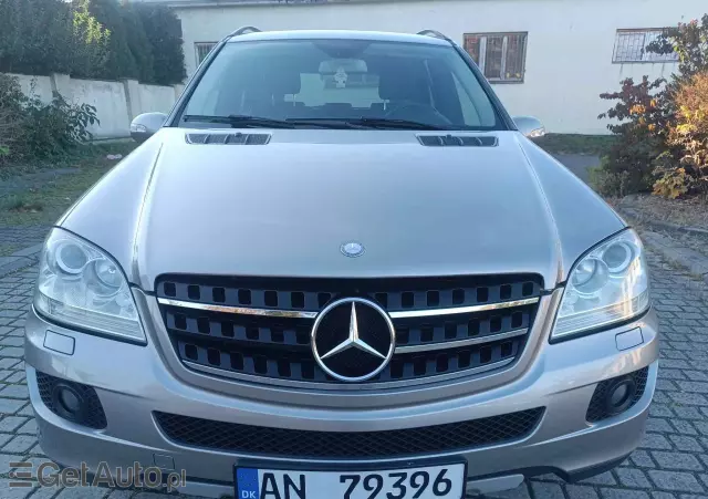 MERCEDES-BENZ ML 