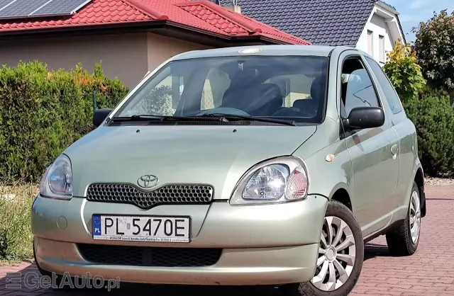 TOYOTA Yaris 