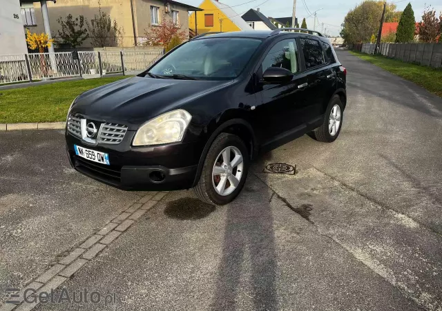 NISSAN Qashqai  2.0 dCi 4x4 Tekna