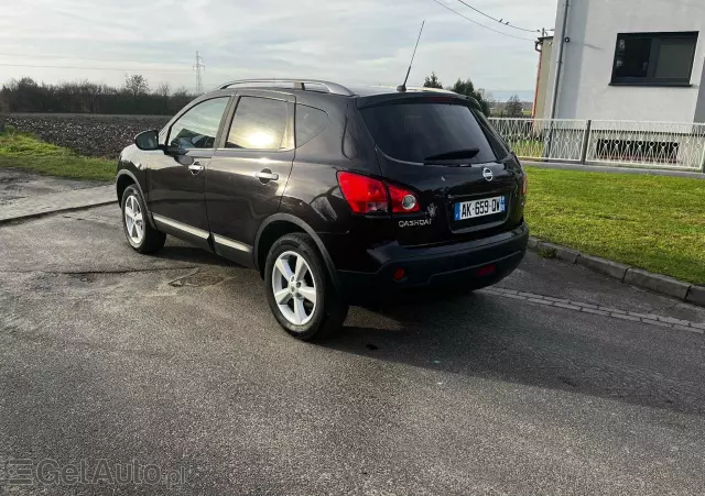 NISSAN Qashqai  2.0 dCi 4x4 Tekna