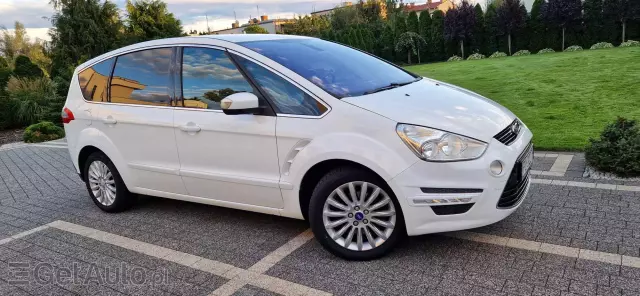 FORD S-Max Titanium