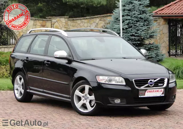 VOLVO V50 D3 R-Design