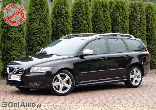 VOLVO V50 D3 R-Design