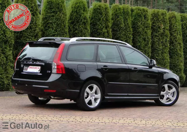 VOLVO V50 D3 R-Design