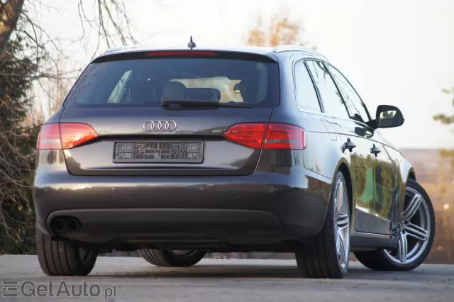 AUDI A4 Avant Tiptronic