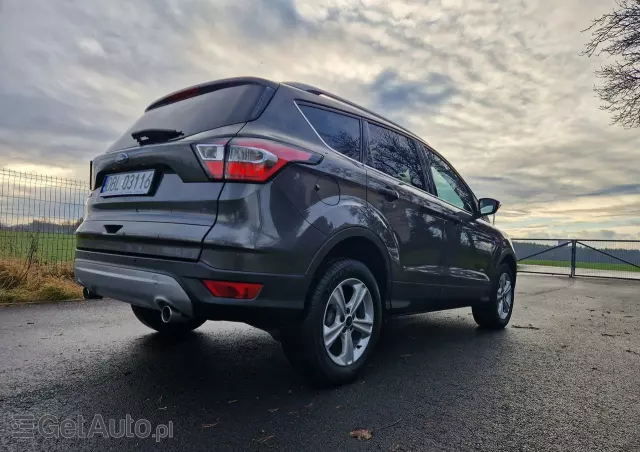 FORD Kuga 2.0 TDCi 4x4 ST-Line