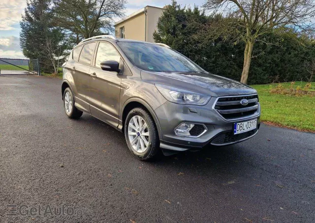 FORD Kuga 1.5 EcoBoost 4x4 Black & Silver