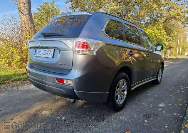 MITSUBISHI Outlander 2.0 2WD Invite