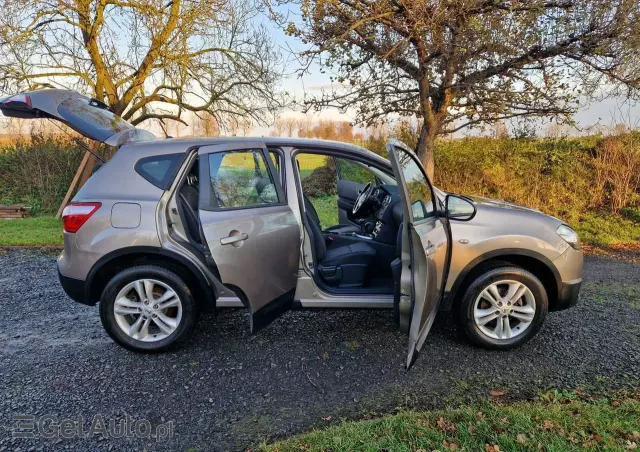 NISSAN Qashqai 1.6 acenta