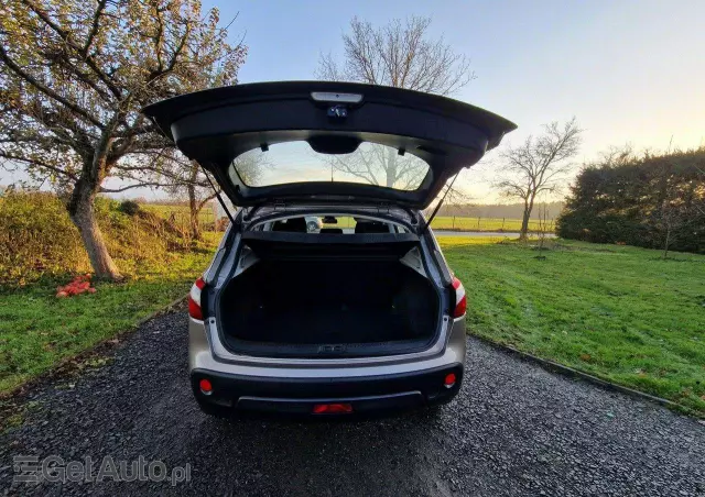 NISSAN Qashqai 1.6 acenta