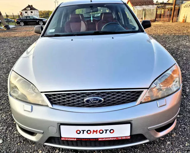 FORD Mondeo V6 ST 220