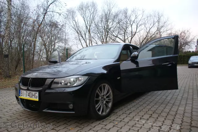 BMW 325XI 