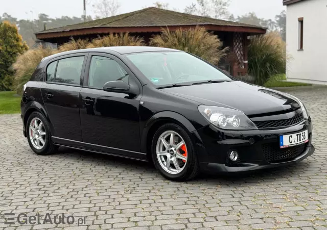 OPEL Astra 2.0 Turbo Edition