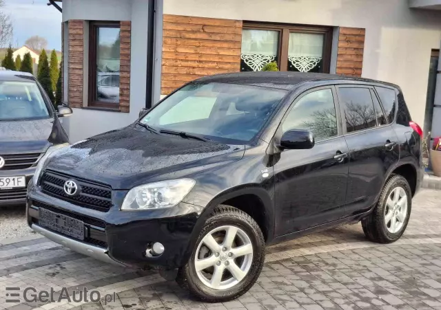 TOYOTA RAV4 2.2 D-4D 4x4 Executive